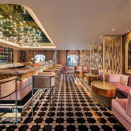 ไอทีซี รอยัล เบงกอล อะ ลักชัวรี คอลเลคชั่น โฮเต็ล โกลกาตา Hotel ภายนอก รูปภาพ The interior of the bar